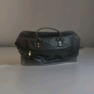 Roots Black Pebbled Leather Weekender Duffle Bag 20" Made in Canada